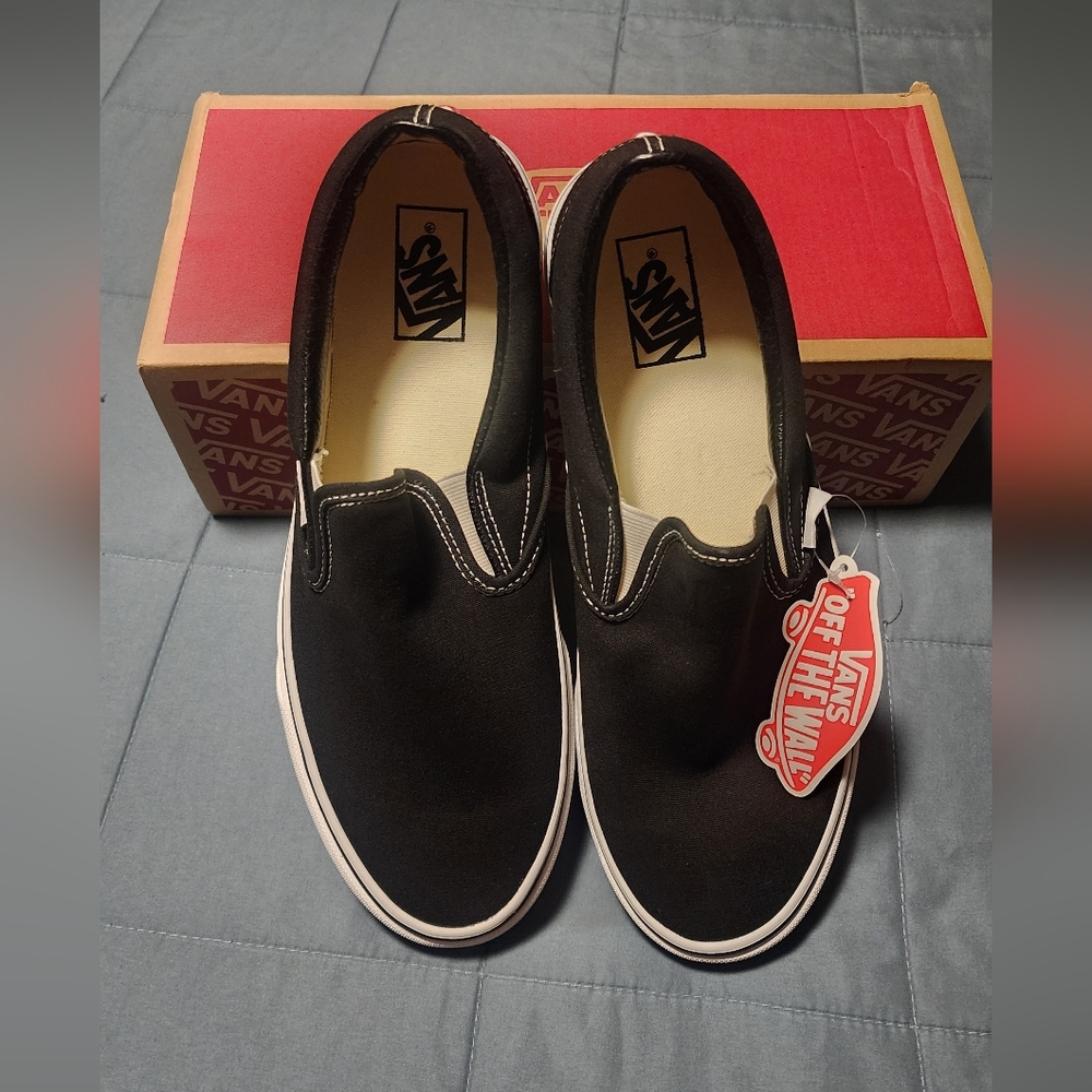 Vans Men's Black Slip-On Shoes - Picture 7 of 7